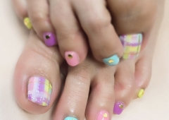 冬のフットはチェックが人気✨