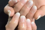 ライトベージュのシンプルグラデ✨