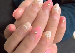 華やか✨ピンクフレンチ♡